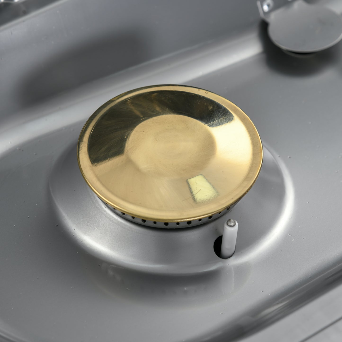 outsunny-foldable-gas-bbq-grill-2-burner-garden-barbecue-trolley-w-lid-side-shelves-storage-pocket-piezo-ignition-thermometer-aluminium-alloy