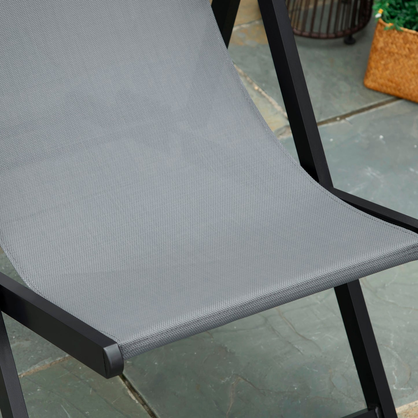 outsunny-set-of-2-folding-garden-beach-aluminium-frame-deck-chairs-deckchairs-seaside-folding-garden-patio-lounger-grey