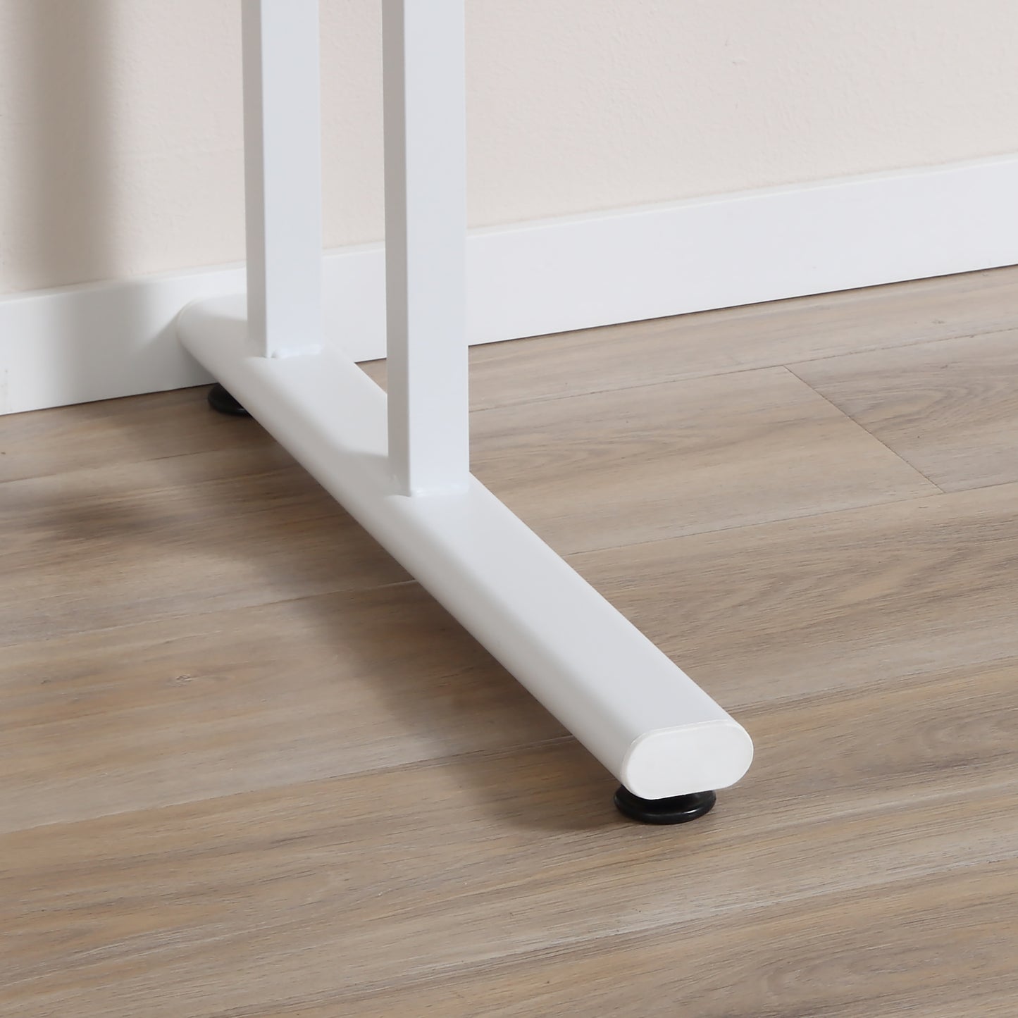 HOMCOM Computer Desk, Home Office Desk, Writing Table, 120x60x75cm Laptop Workstation with 2 Cable Management Holes, C Shaped Metal Legs, White