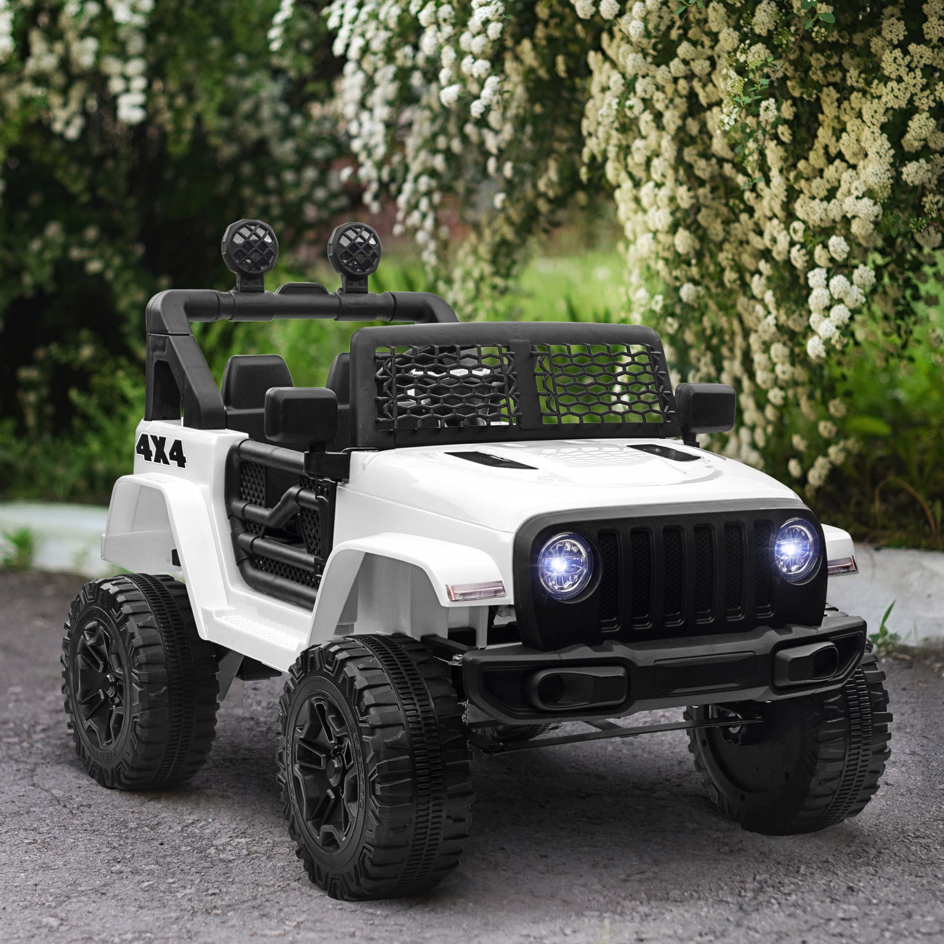 HOMCOM 12V Battery-powered 2 Motors Kids Electric Ride On Car Truck Off-road Toy with Parental Remote Control Horn Lights for 3-6 Years Old White