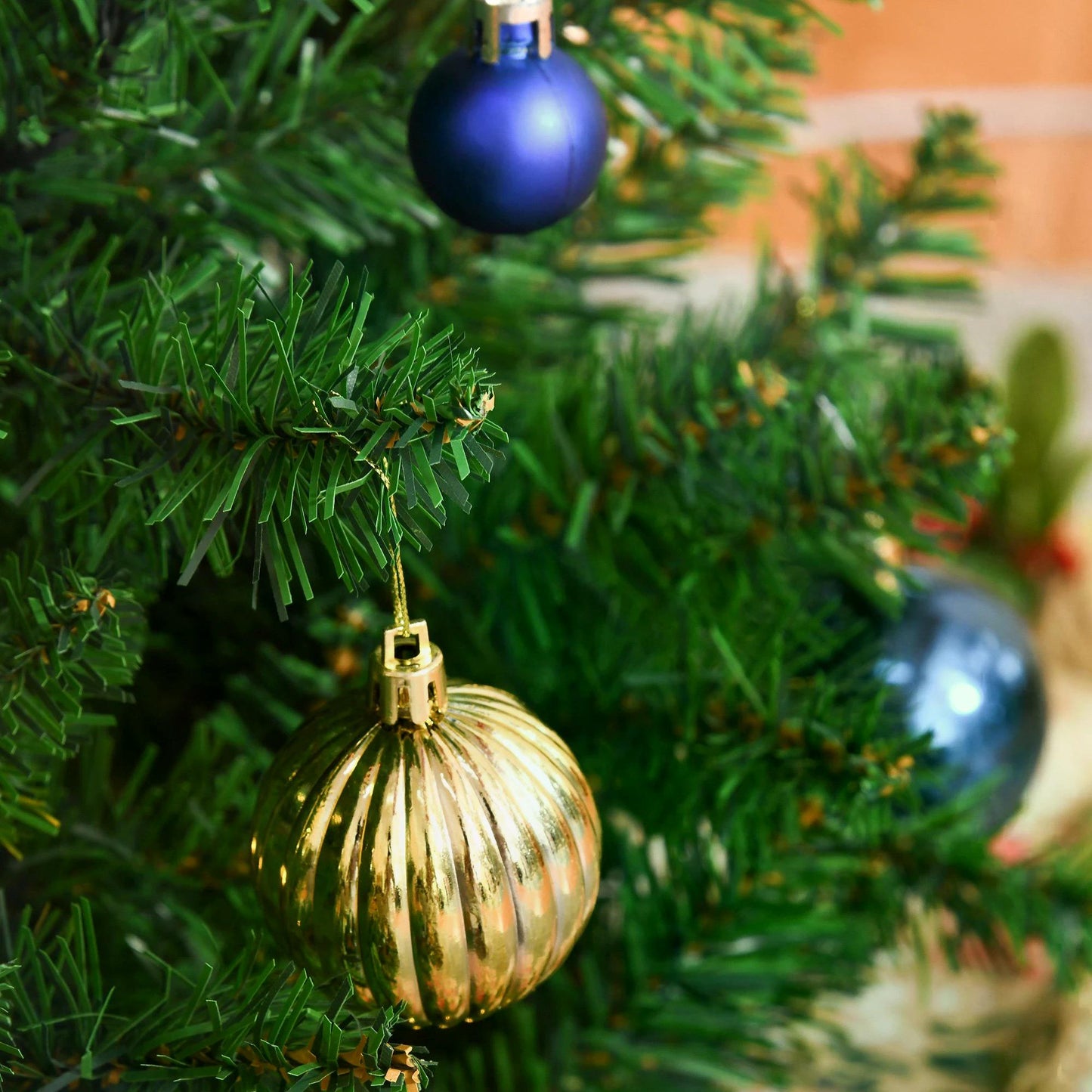 HOMCOM 4 Feet Prelit Artificial Christmas Tree Warm White LED Light Holiday Home Xmas Decoration, Green