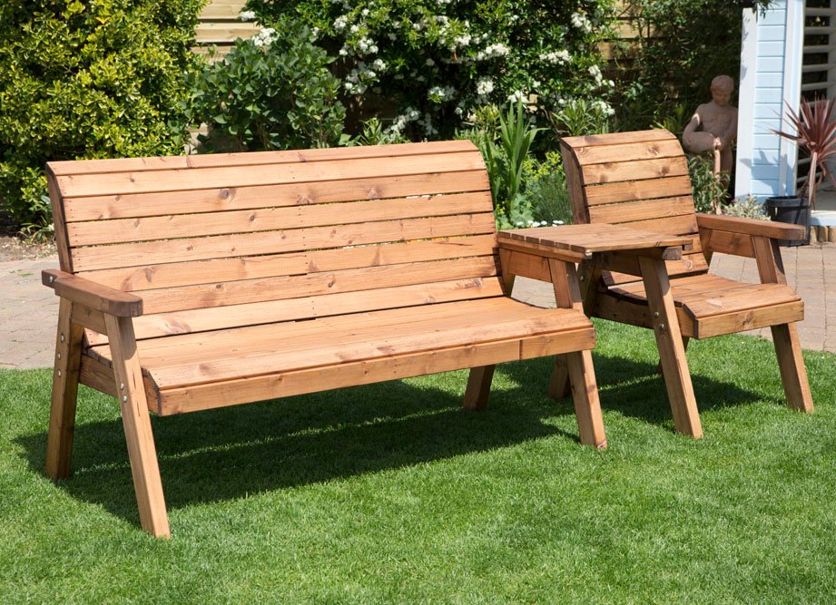 Elegant 4-Seater Companion Set for Timeless Comfort