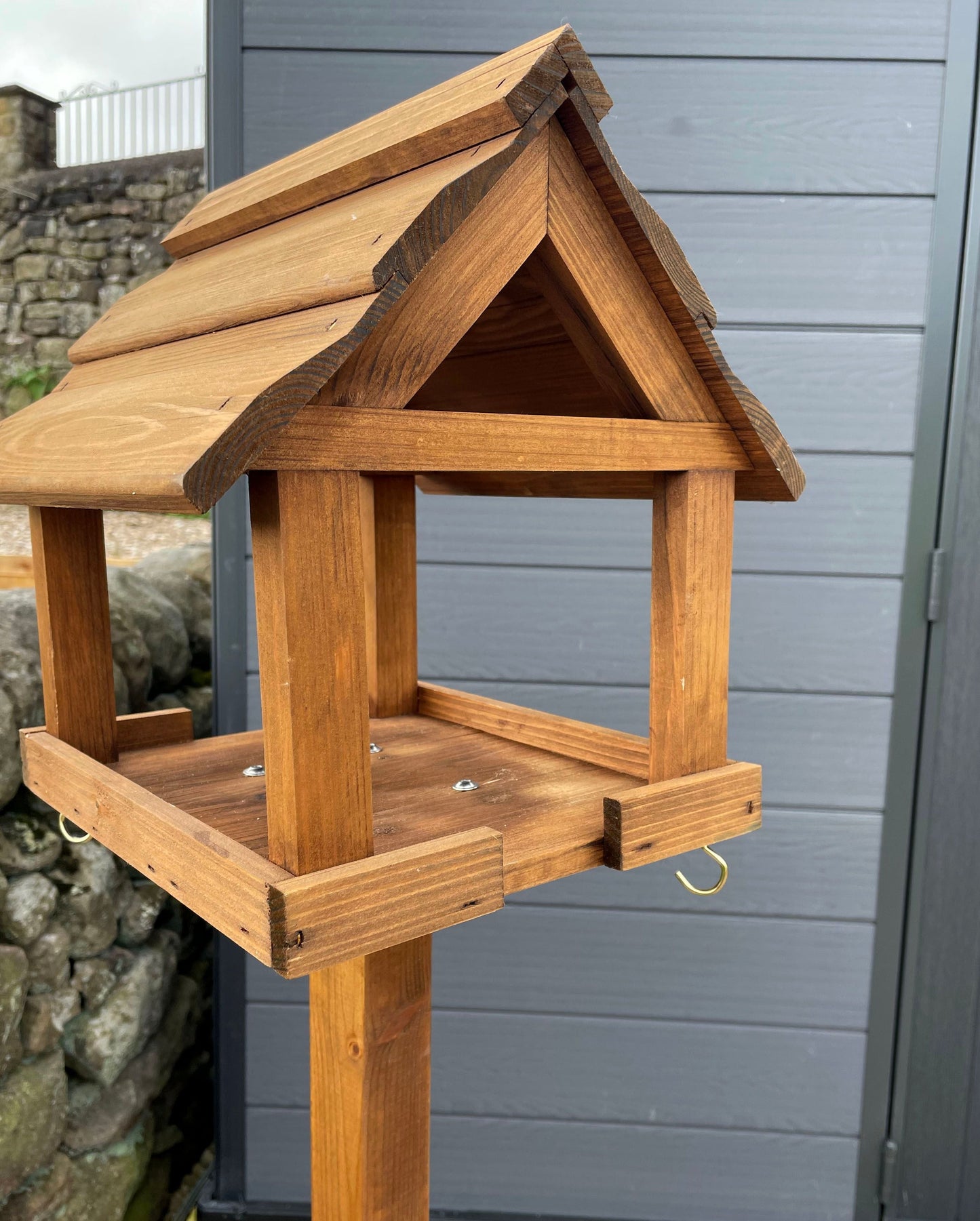Premium Bird Feeding Table