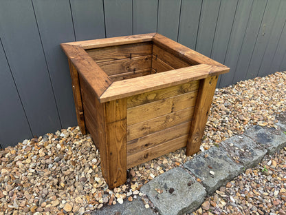 Beautiful & Sustainable HB287 Prestbury Raised Planter