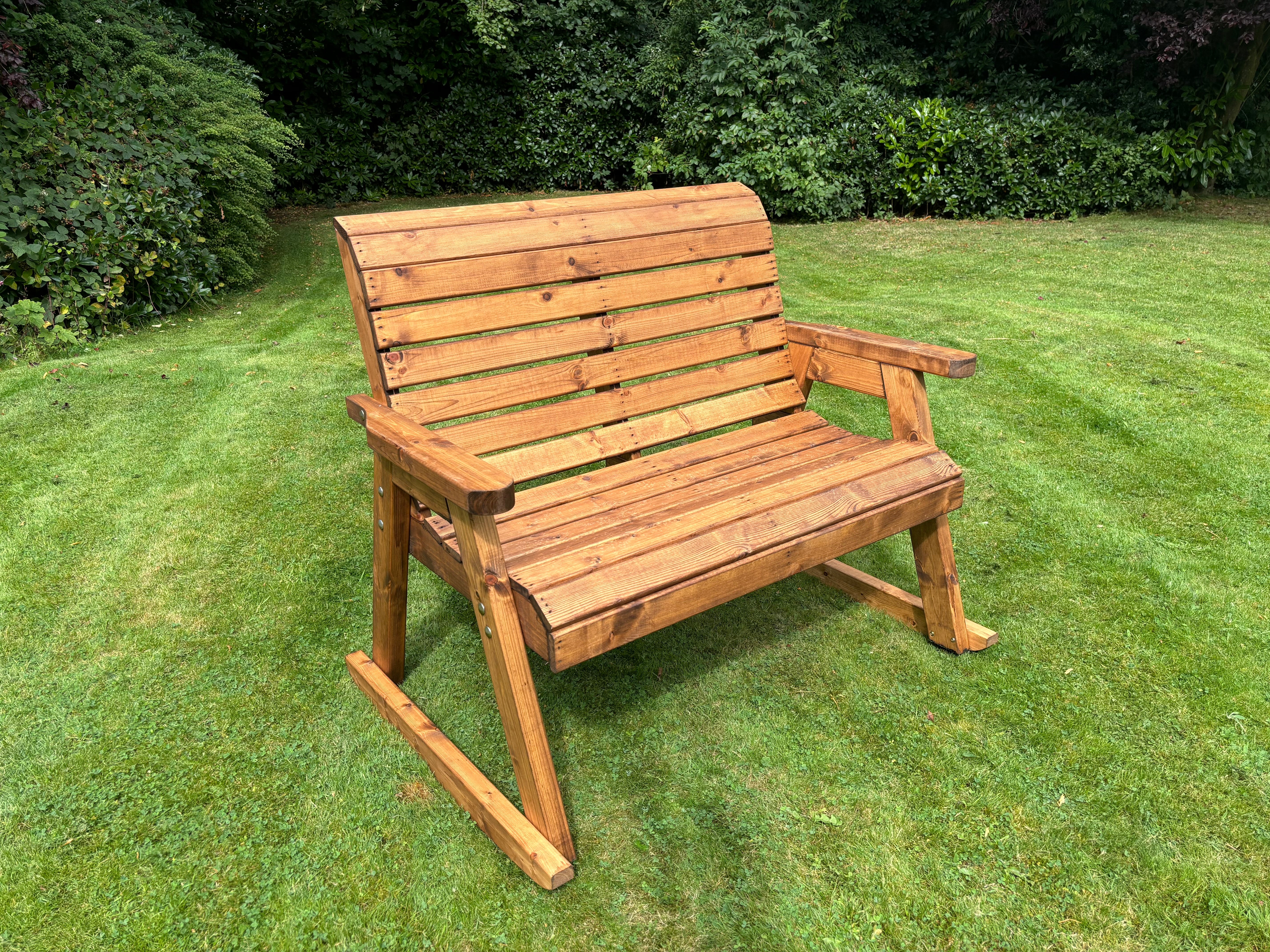 Relax in Style with Our Elegant 2-Seater Rocker Bench – GardenArch