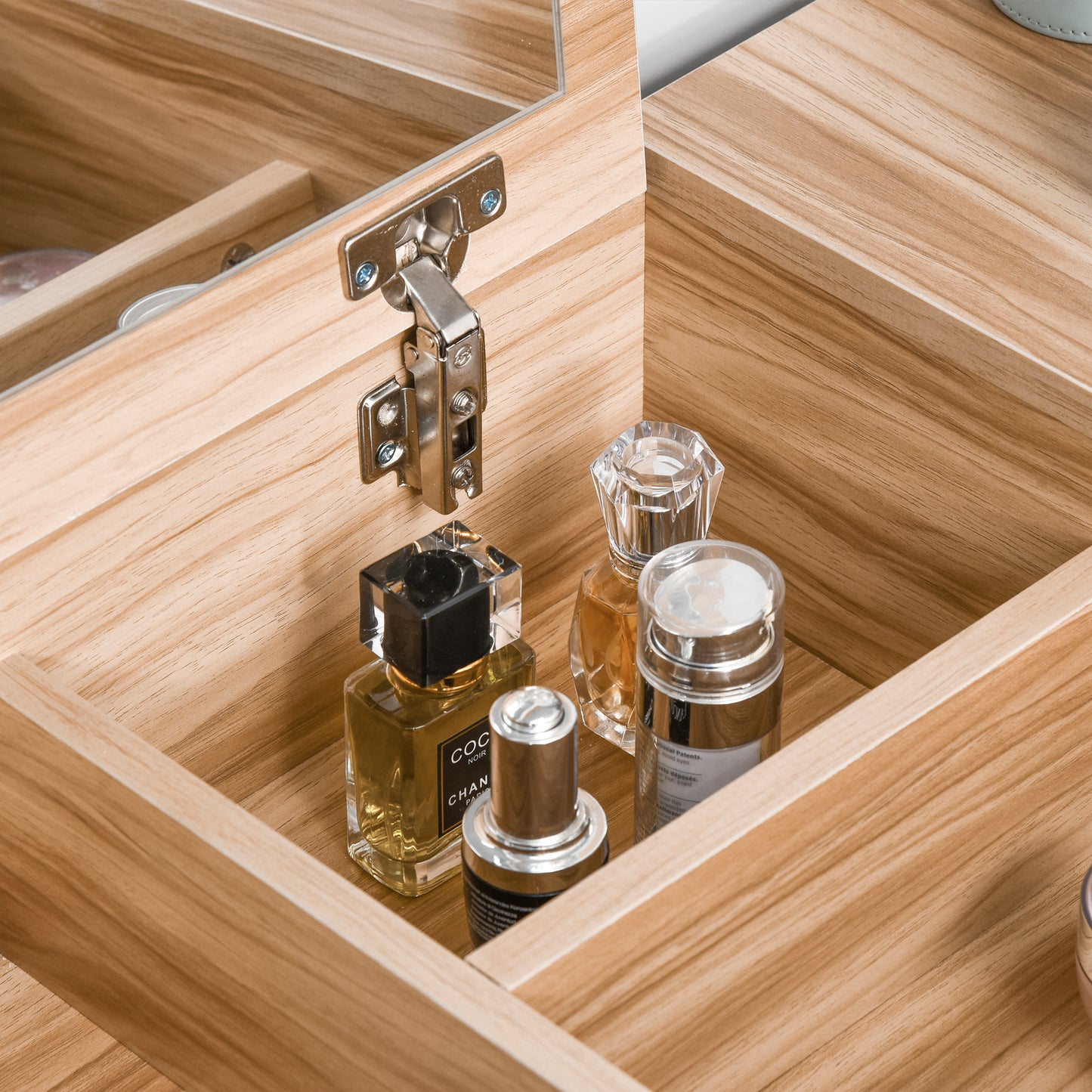HOMCOM Chipboard Dressing Table Set Cushioned Stool Flip-up Mirror Drawer Wood Grain Colour