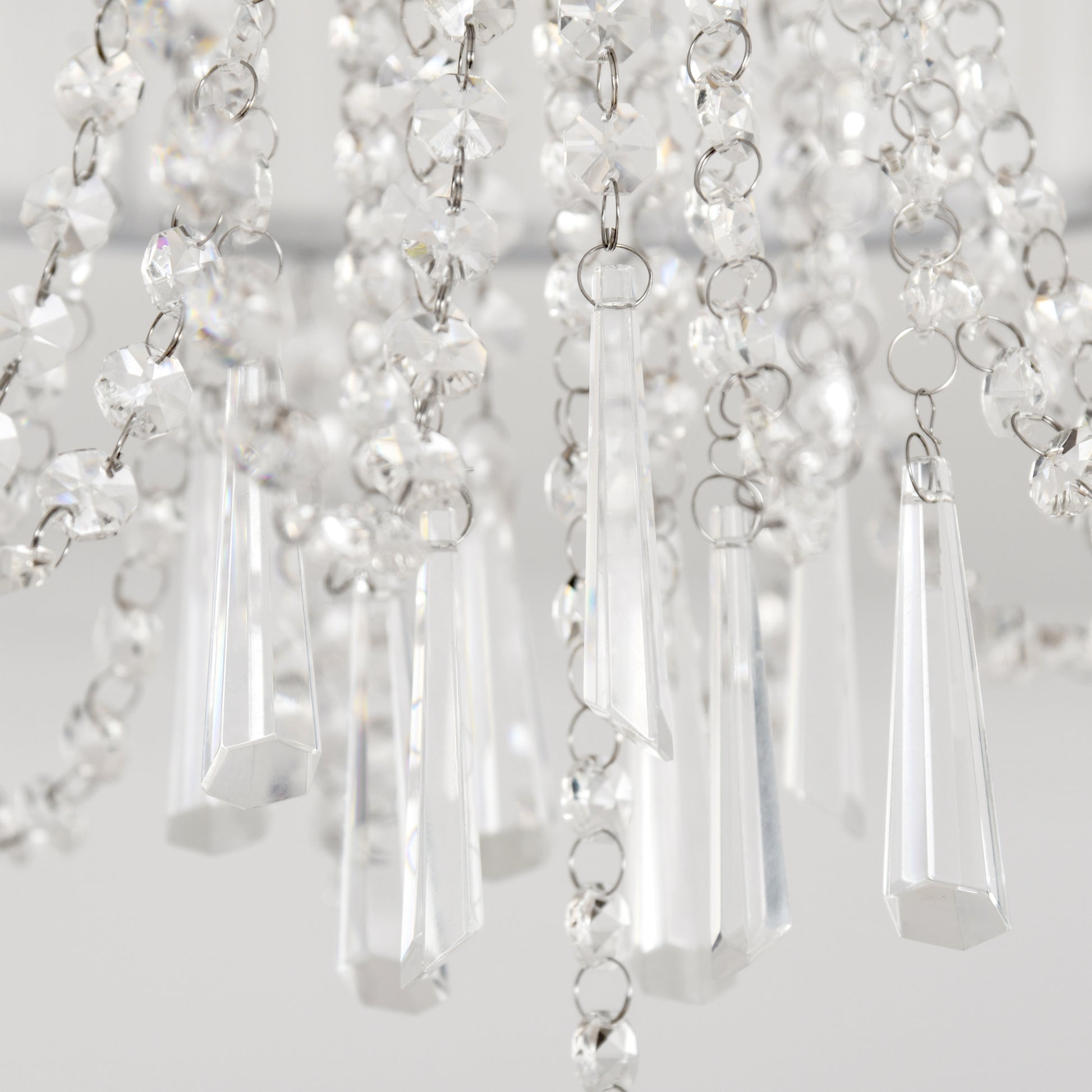 HOMCOM Elegant Metal Ceiling Light Chandelier with Pleated Fabric Lampshade, Decorative Crystal Pendants, for Living Room, Dining Room, Bedroom, White