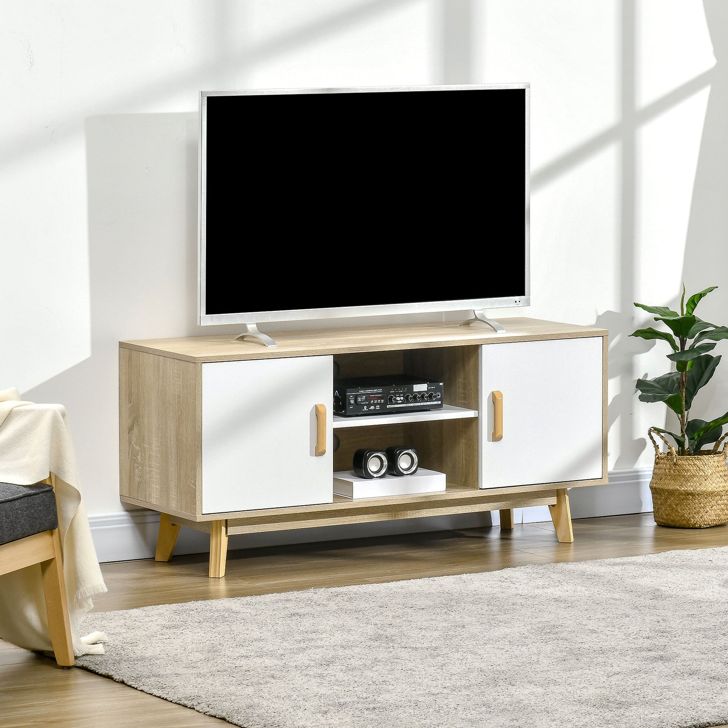 HOMCOM Modern TV Cabinet, TV Stand with Storage Shelves and Doors for 55" TVs for Living Room, Bedroom, Natural