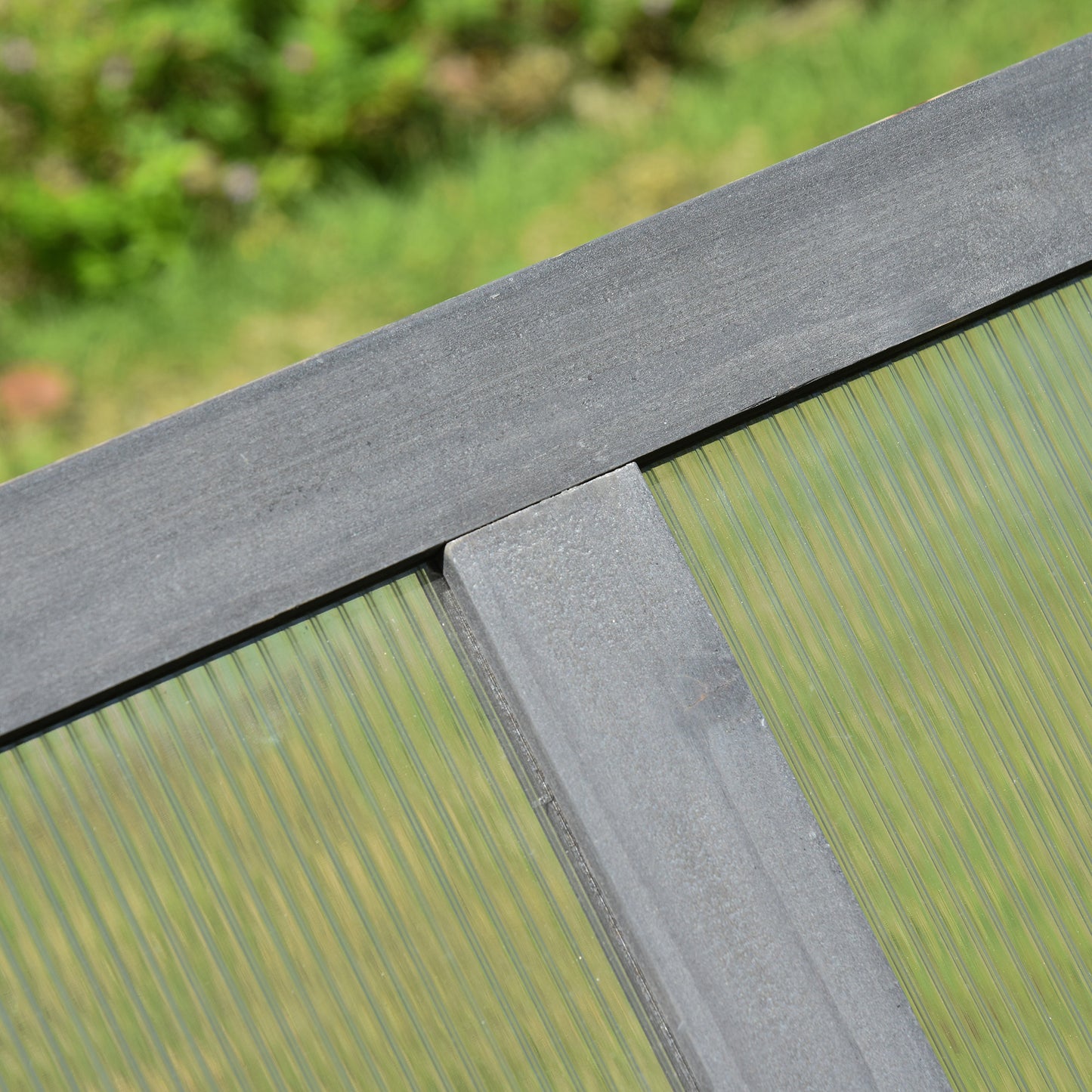 Outsunny Wooden Framed Polycarbonate Cold Frame Greenhouse for Plants Outdoor with Openable & Tilted Top Cover, PC Board, Brown, 100 x 65 x 40cm