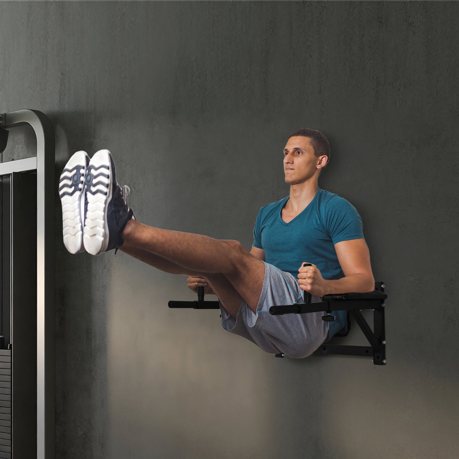 HOMCOM Wall Mounted Dip Station Rack-Black