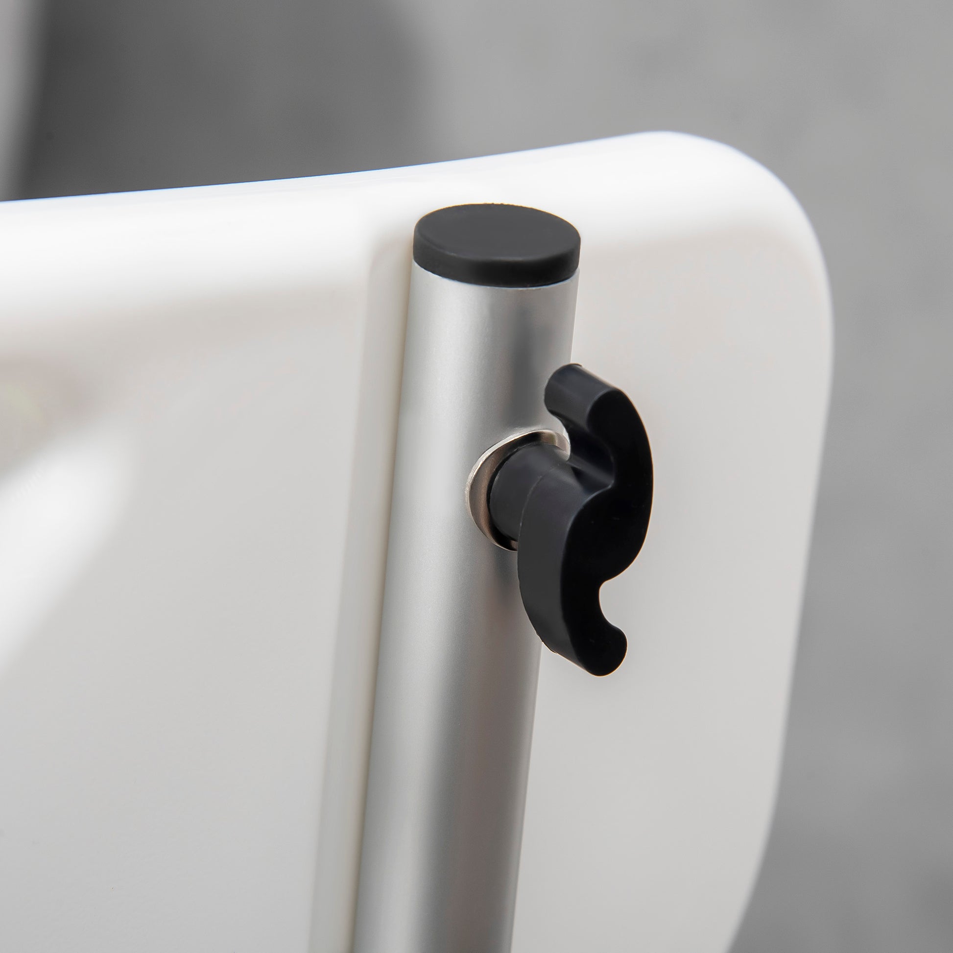 HOMCOM Shower Chair for the Elderly and Disabled, 6-Level Height Adjustable Shower Stool with Backrest, Curved Seat, Anti-slip Foot Pads, Green