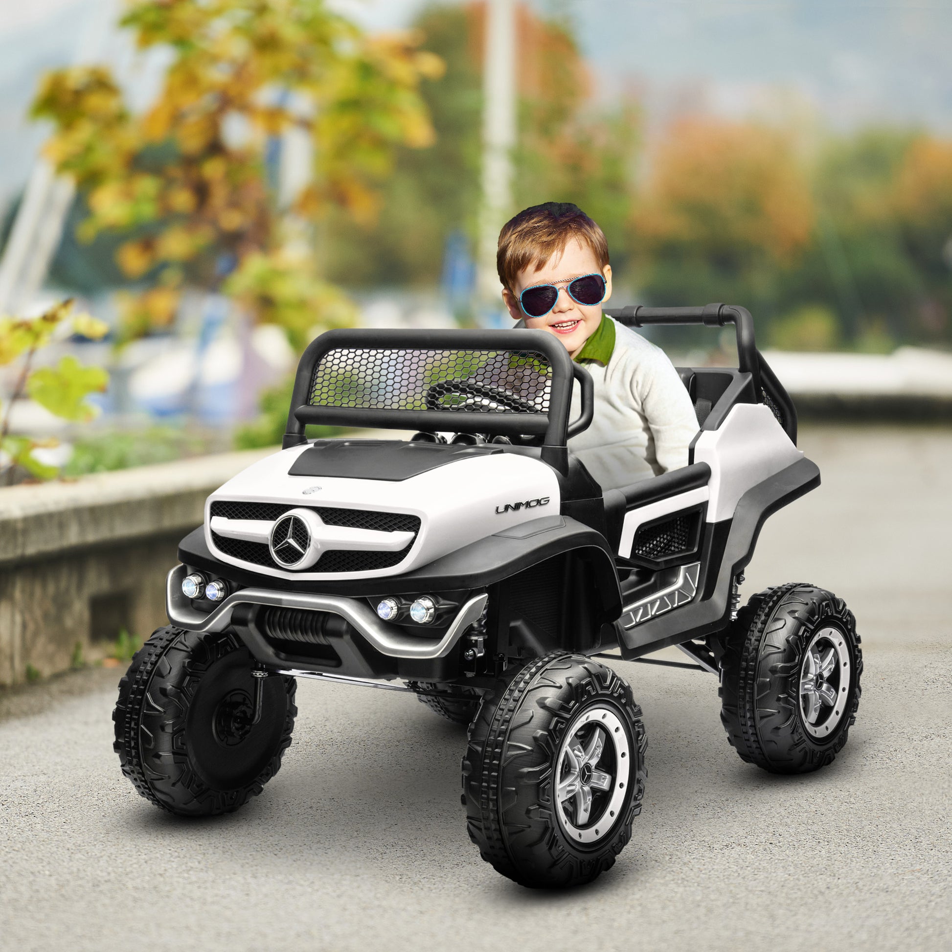 HOMCOM 12V Licensed Mercedes-Benz Kids Electric Ride On Car, Battery Powered Off-road Toy with Remote Control, Horns, Lights