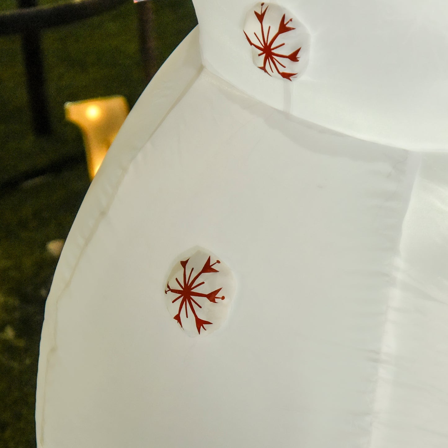 HOMCOM 6ft/1.82m Tall Giant Outdoor Indoor Inflatable Snowman Christmas Decoration for Lawn with Hat Scarf LED Lights